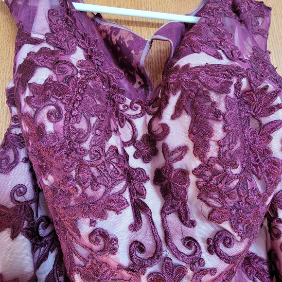 AZAZIE Plum Lace Maxi Dress - Picture 4 of 10